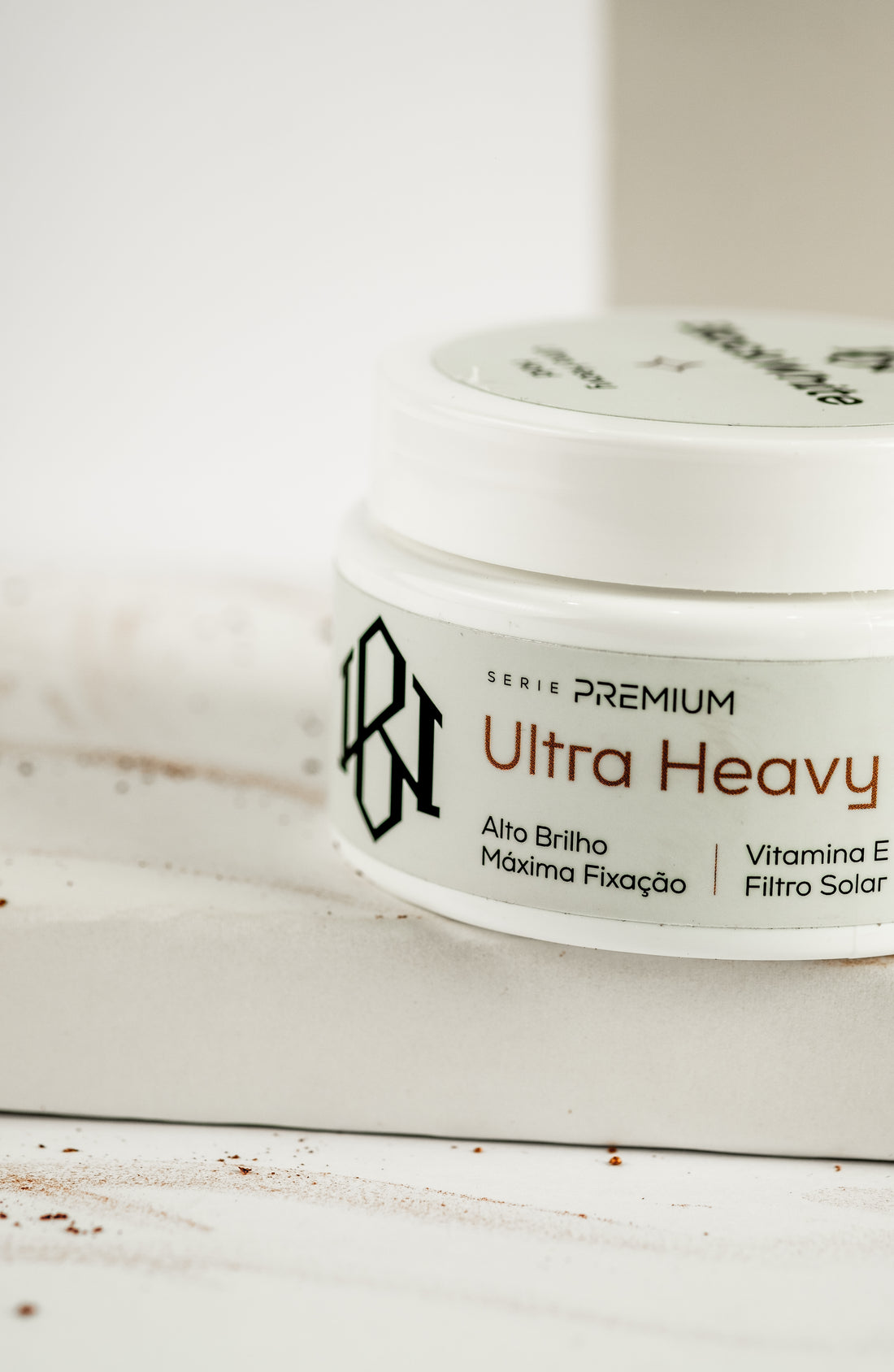 Ultra Heavy Hold Premium 90g